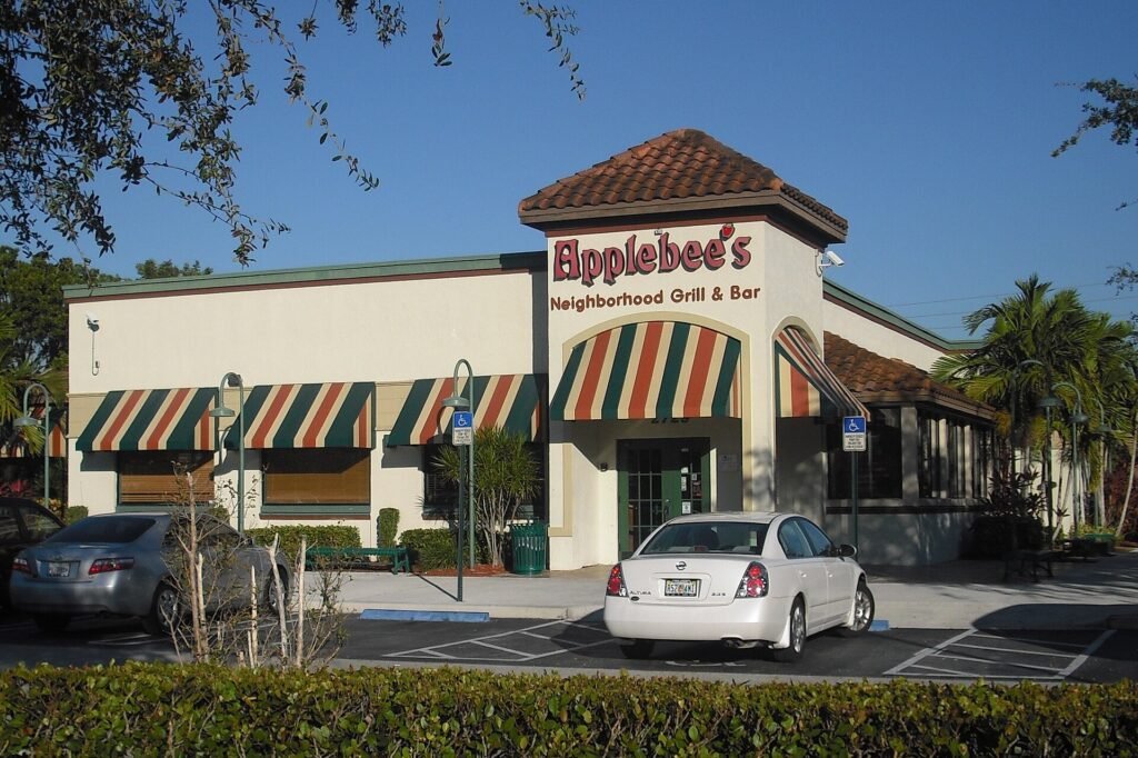 Typical Applebee's in Coral Springs, FL.
