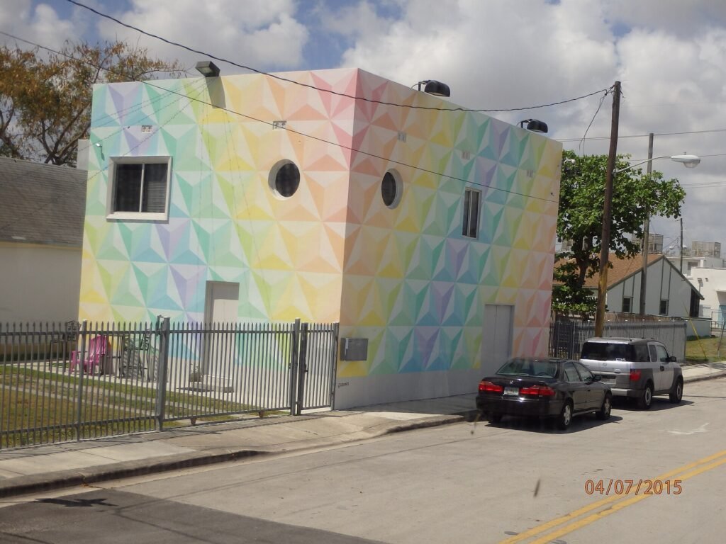 Wynwood Miami: Wynwood Walls: From life-sized murals of the Dalai Lama to colorful drawings that are nearly impossible