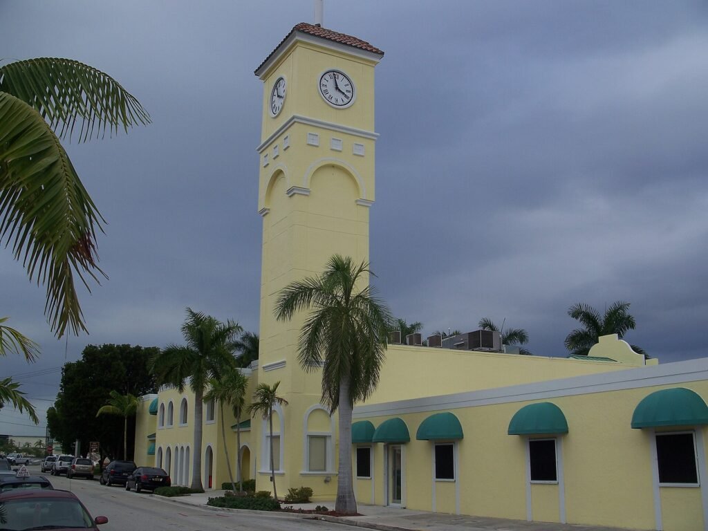 Deerfield Beach, Florida: City hall