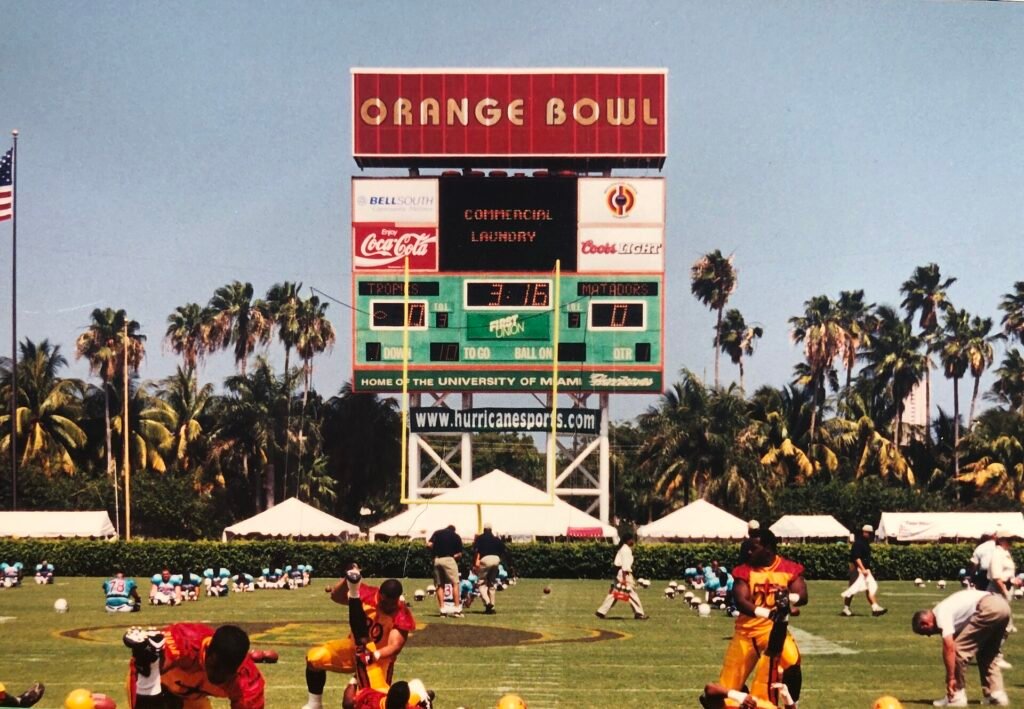 San Antonio Matadors vs Miami Tropics at the Orange Bowl