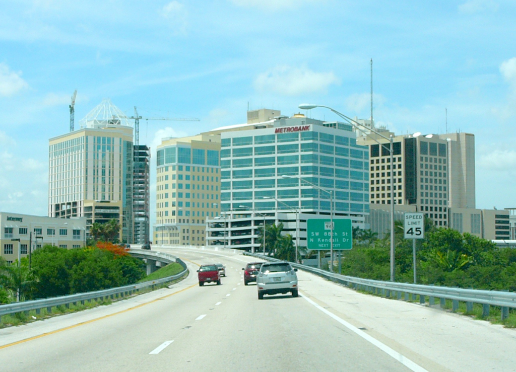 Digital photo taken by Marc Averette. Skyline of en:Kendall, Florida at the en:Dadeland Mall's en:central business distr